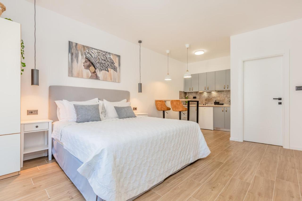 Apartmani Nikola Башка-Вода Экстерьер фото